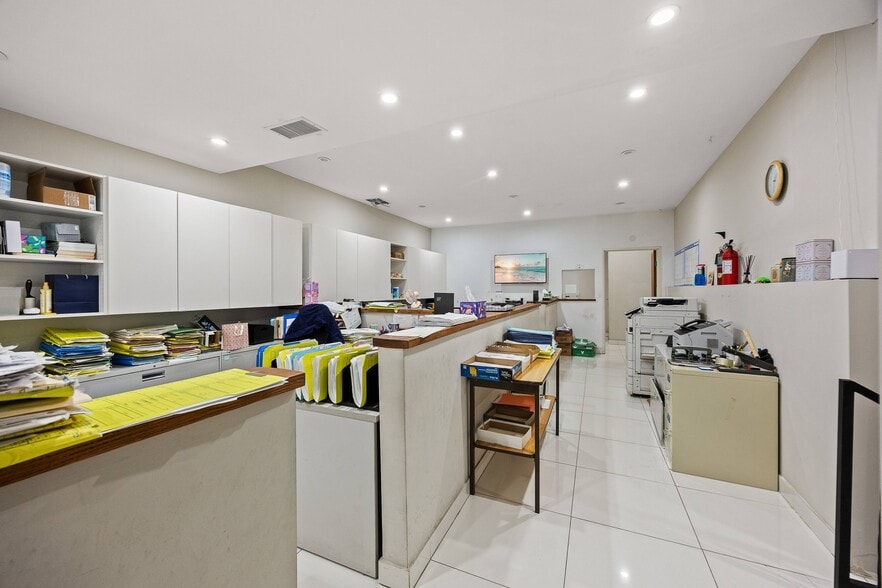More Photos Of 101 S Virgil Ave, Los Angeles Freestanding For Sale
