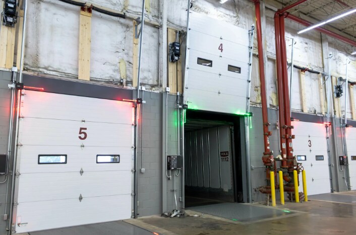 More Photos Of 2415 3rd Ave, Mankato Distribution For Lease