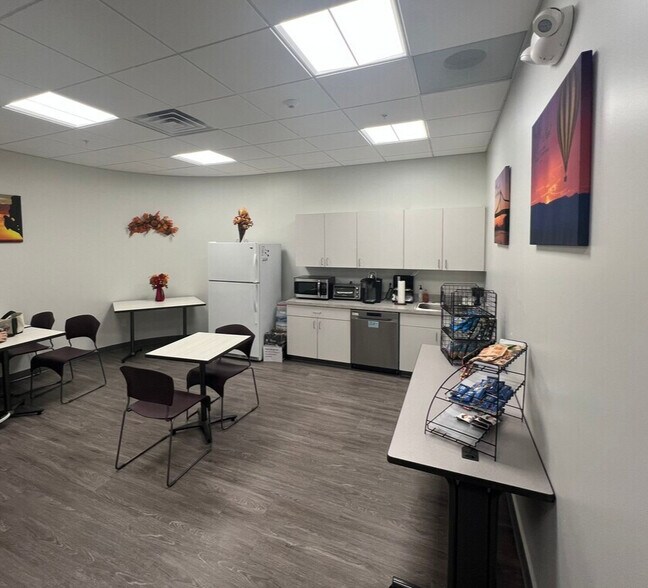 More Photos Of 3 Winners Cir, Albany Office For Lease