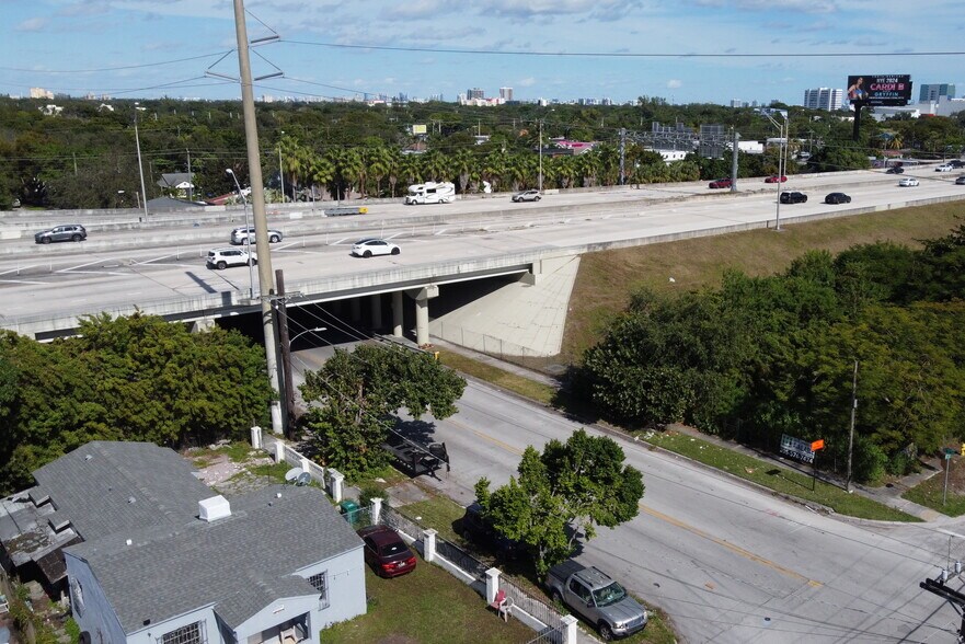 More Photos Of 321 NW 37th St, Miami Land For Sale