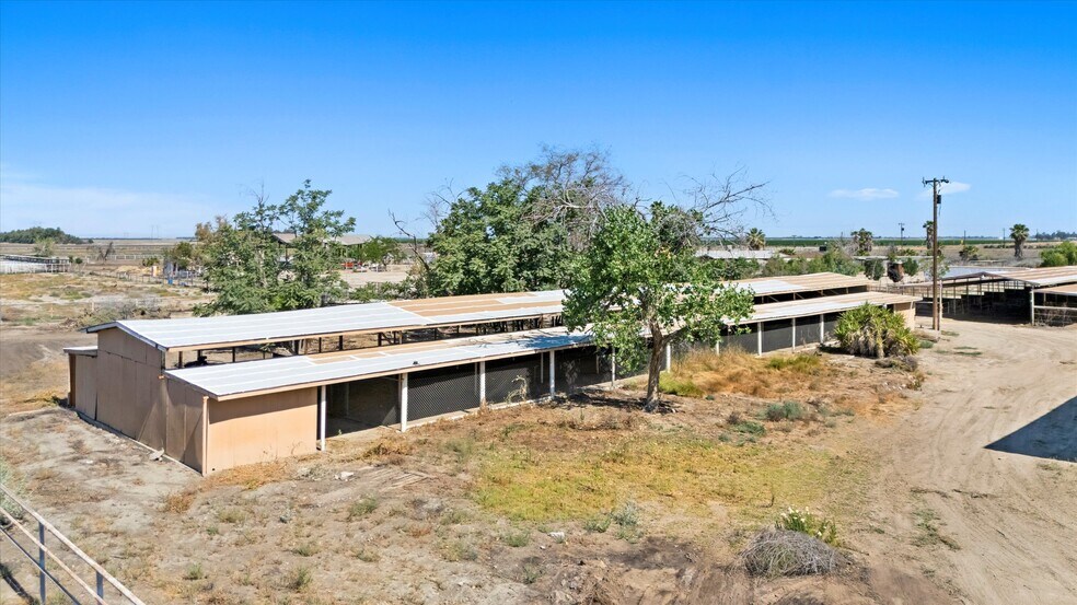 More Photos Of 8661 Herring Rd, Bakersfield Land For Sale