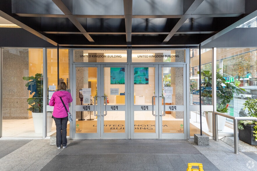 More Photos Of 409 Granville St, Vancouver Office For Lease