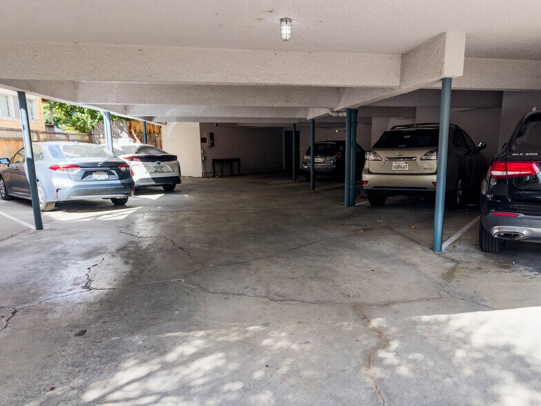 More Photos Of 2120 Grant St, Berkeley Apartments For Sale