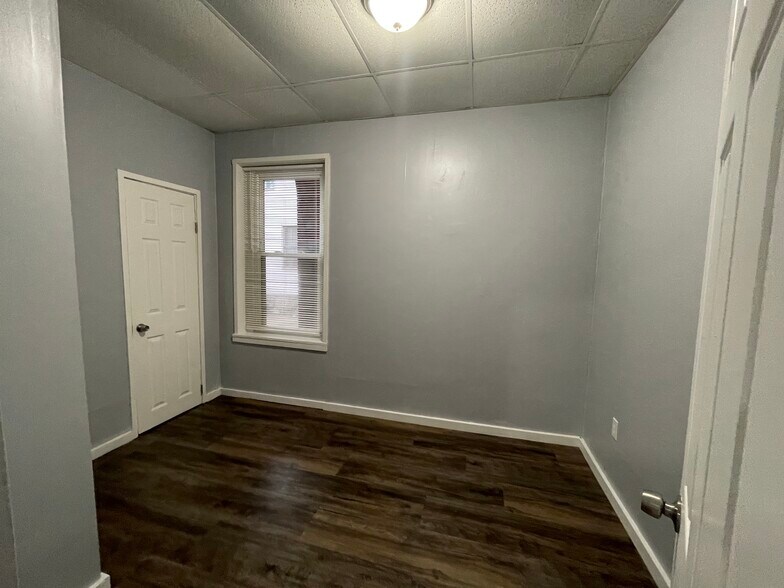 More Photos Of 66 Orange St, Manchester Apartments For Sale