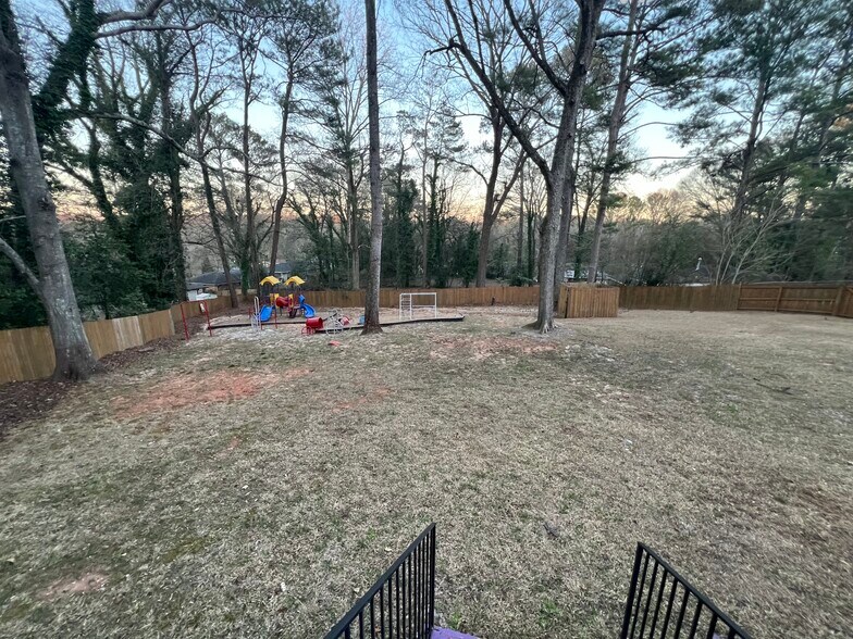 More Photos Of 2605 Campbellton Rd SW, Atlanta Daycare Center For Sale