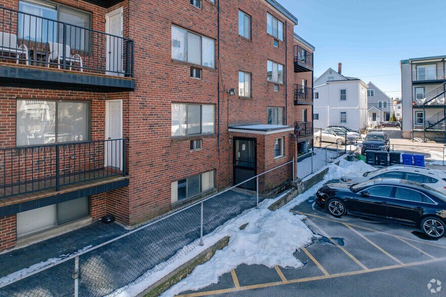 More Photos Of 80 Litchfield St, Brighton Apartments For Sale