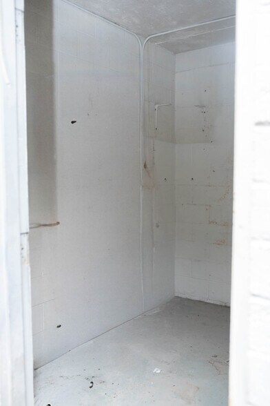 More Photos Of 1102 Island St, La Crosse Industrial For Sale