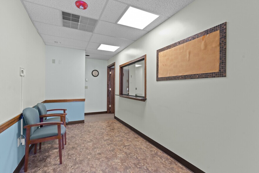 More Photos Of 1050 Main St, East Greenwich Office For Sale