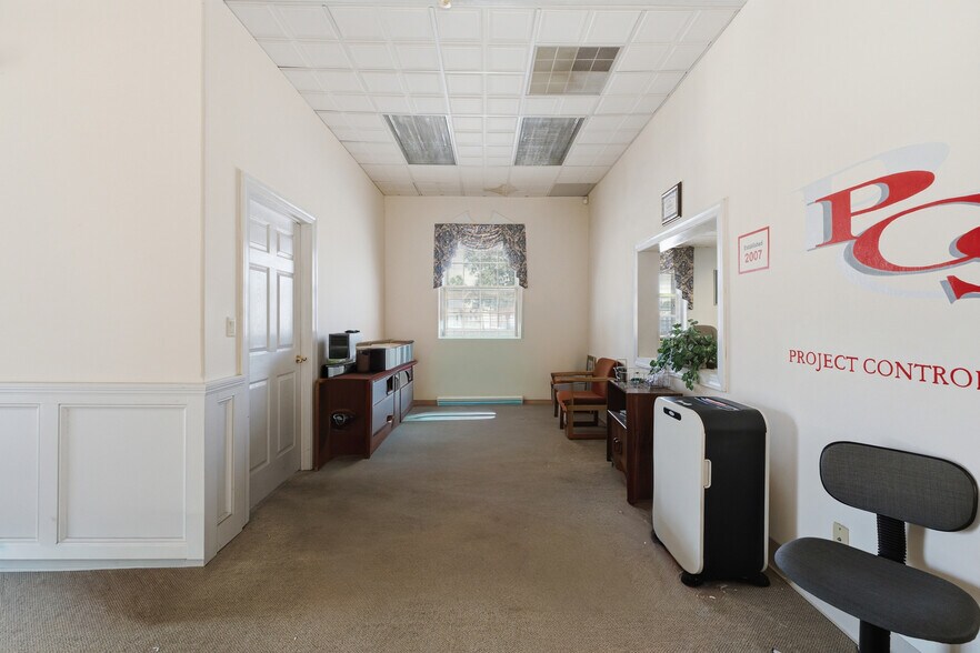 More Photos Of 100 Mantua Blvd, Mantua Office For Sale