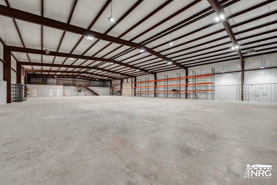 More Photos Of 1591 S US Highway 385, Andrews Warehouse For Lease