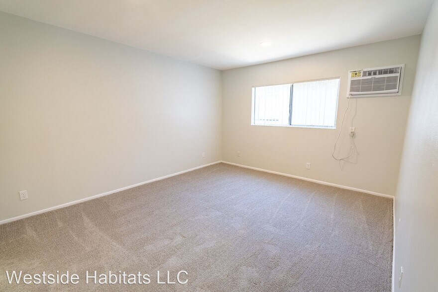 More Photos Of 4444 Ensign Ave, West Toluca Lake Apartments For Sale