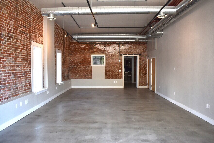 More Photos Of 2931-2935 W 25th Ave, Denver Storefront Retail Office For Lease
