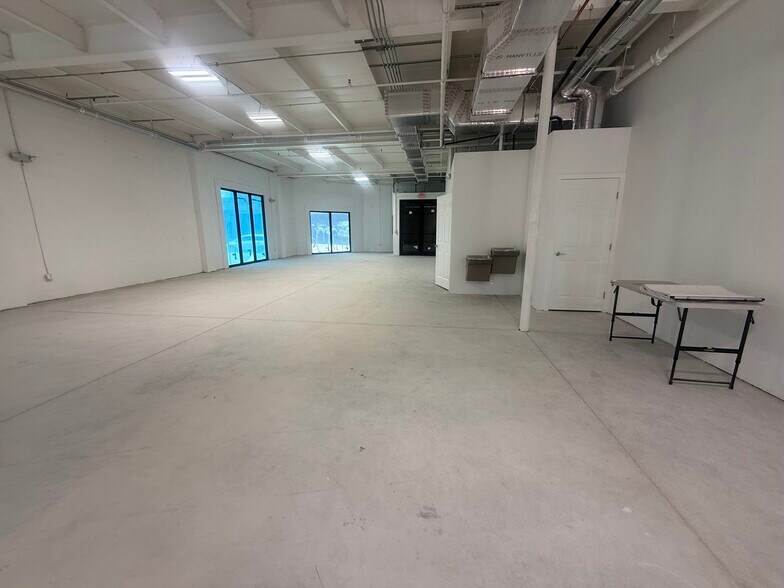 More Photos Of 591 NW 29th St, Miami Warehouse For Lease