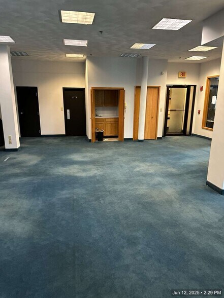 More Photos Of 727 Atlantic Ave, Boston Loft Creative Space For Lease