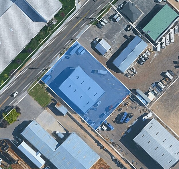 More Photos Of 1524 11th Ave N, Nampa Warehouse For Lease