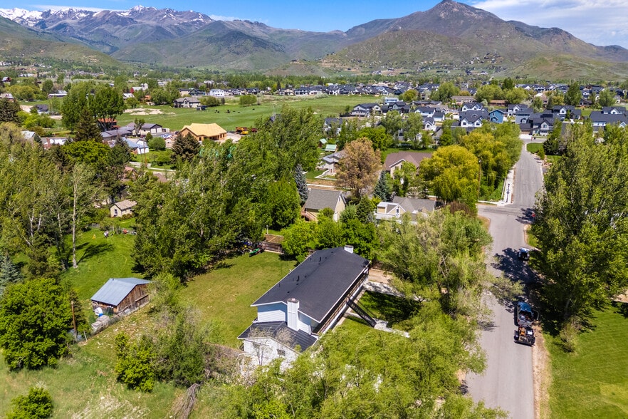 More Photos Of 49 N 300 E, Midway Apartments For Sale