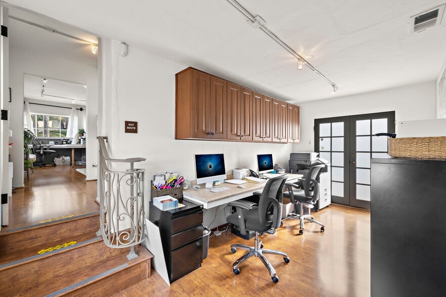 More Photos Of 415 N El Camino Real, San Clemente Office For Sale