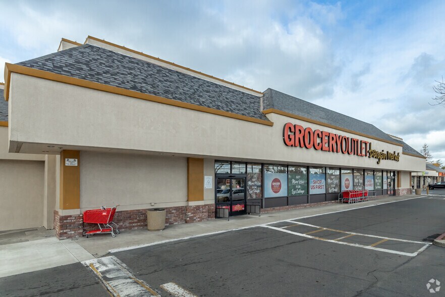 More Photos Of 3403-3455 Watt Ave, Sacramento Unknown For Lease