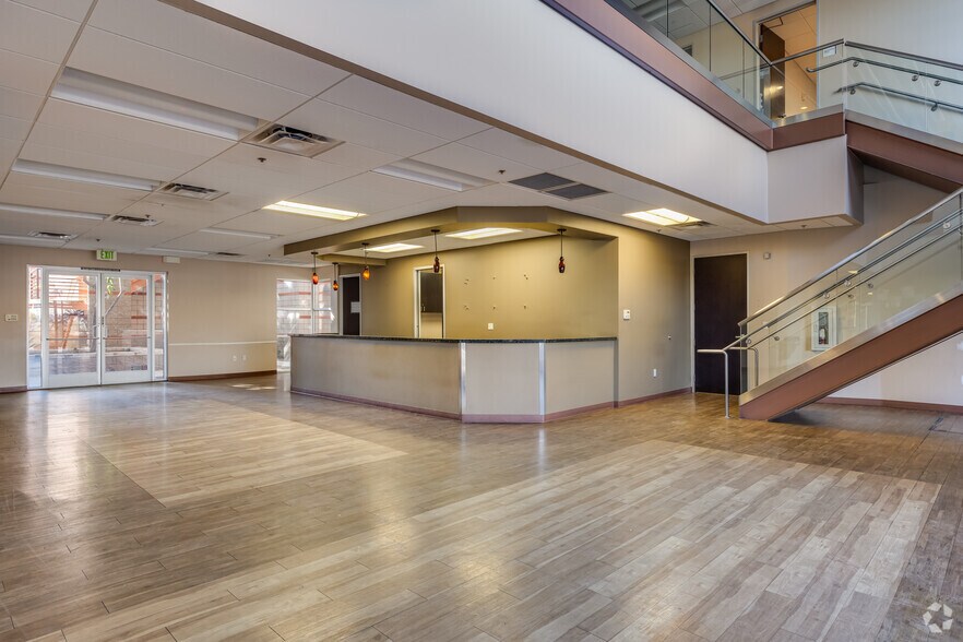 More Photos Of 16222 N 59th Ave, Glendale Medical For Sale