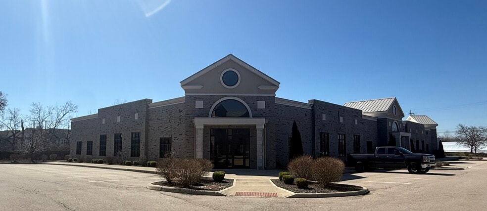 More Photos Of 8590 Yankee St, Dayton Medical For Lease