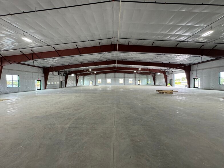 Primary Photo Of 310-312 Locust Dr, Verona Showroom For Lease