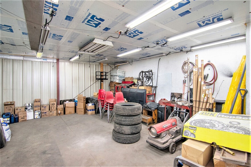 More Photos Of 650 S Plasterbed Rd, Port Clinton Auto Repair For Sale