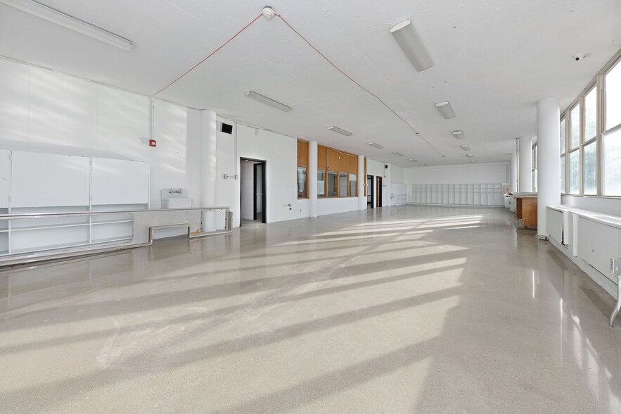 More Photos Of 1607 Mansfield St, Cincinnati Schools For Lease