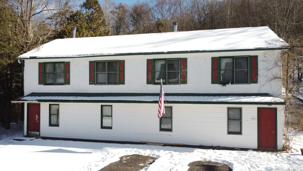 More Photos Of 248 S Sterling Rd, South Sterling Hotel For Sale