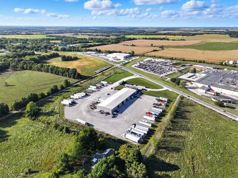 More Photos Of 19518 Whitfield Rd, Sedalia Light Manufacturing For Sale