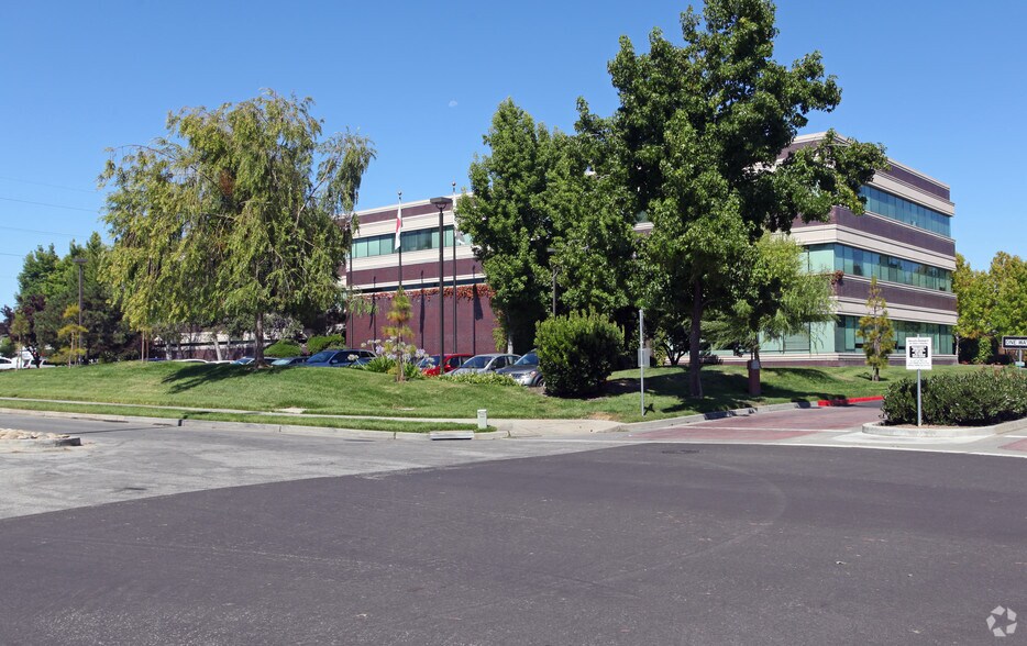 More Photos Of 1399 Shoreway Rd, Belmont Research And Development For Sale