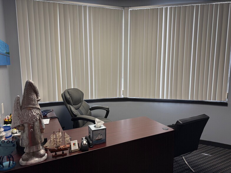 More Photos Of 70 New Canaan Ave, Norwalk Office For Sale