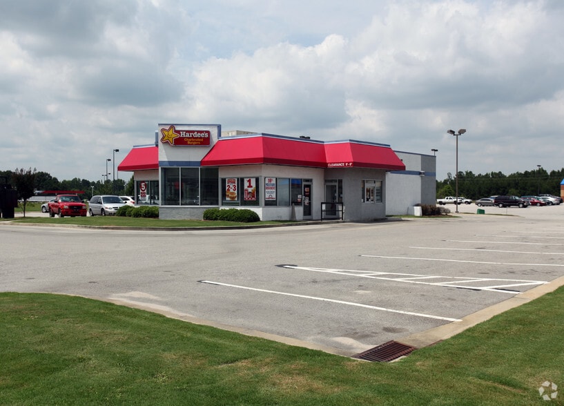 More Photos Of 5179 Clinton Rd, Stedman Unknown For Lease