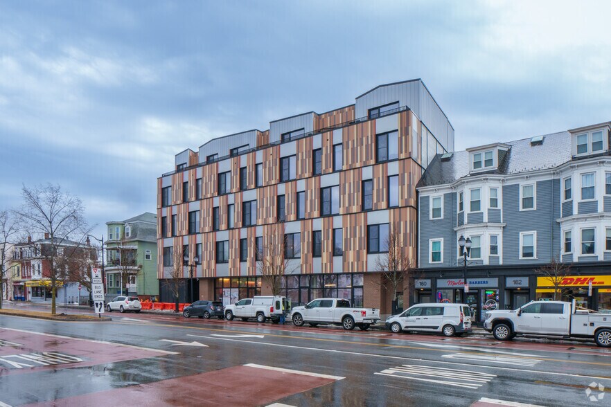 More Photos Of 154 Broadway, Somerville Apartments For Lease