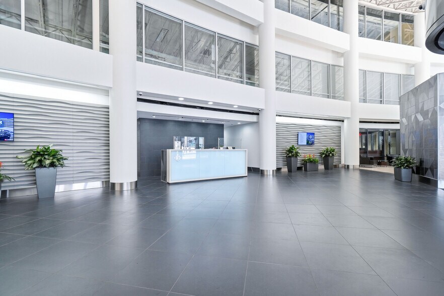More Photos Of 101 W Main St, Norfolk Office For Lease