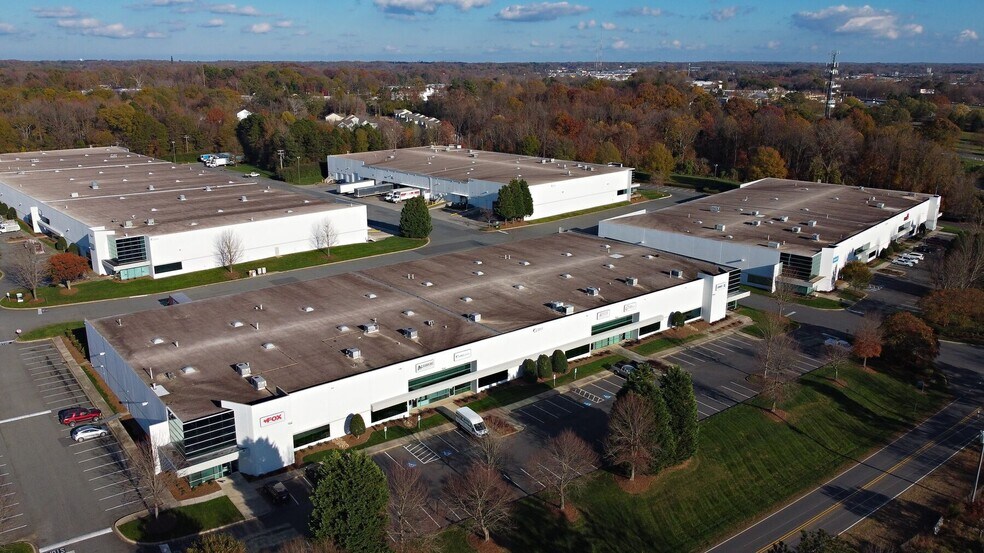 More Photos Of 2121 Distribution Center Dr, Charlotte Unknown For Lease