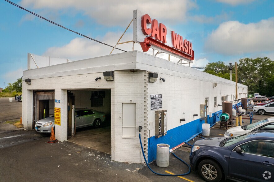 More Photos Of 1625 Western Ave, Chicago Heights Carwash For Sale