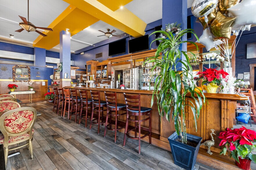 More Photos Of 500 San Benito St, Hollister Office Residential For Sale