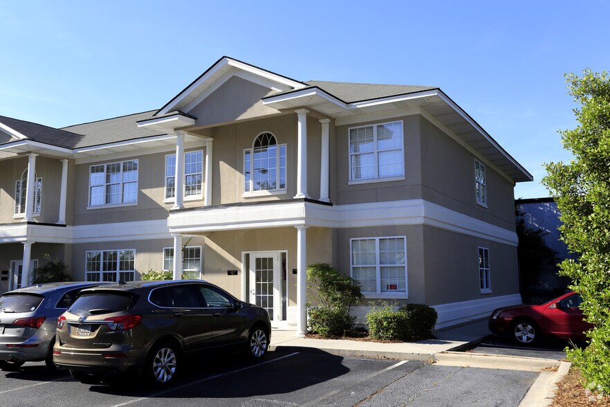 More Photos Of 37 W Fairmont Ave, Savannah Office For Lease