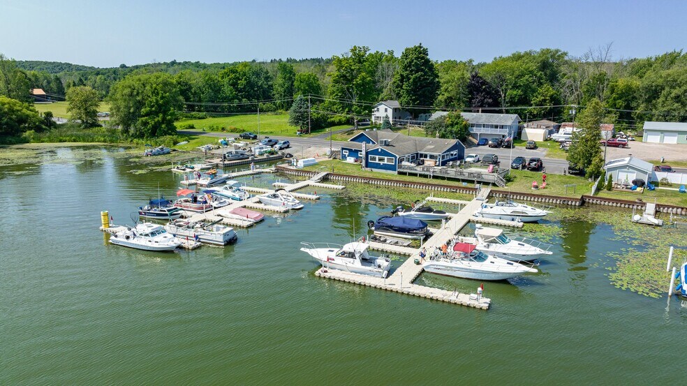 More Photos Of 8106 W Port Bay Rd, Wolcott Marina For Sale
