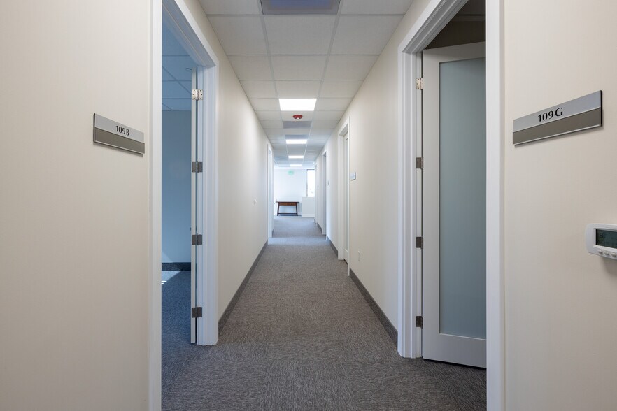 More Photos Of 24444 Hawthorne Blvd, Torrance Office For Sale