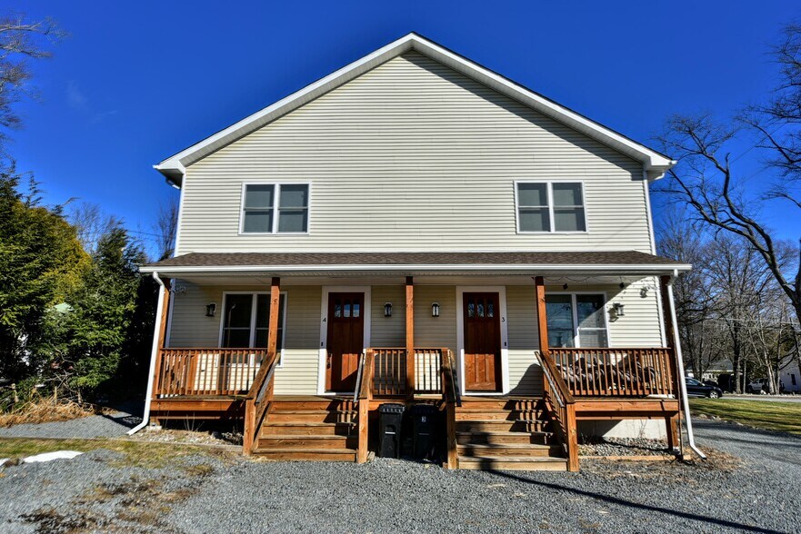 More Photos Of 127 Pine St, Wurtsboro Apartments For Sale