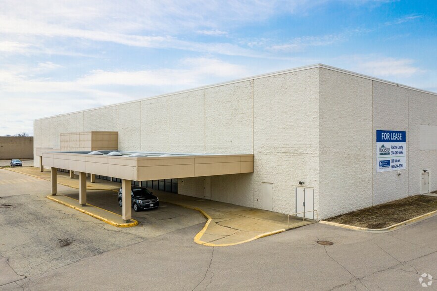 More Photos Of 2500 Milton Ave, Janesville Unknown For Lease