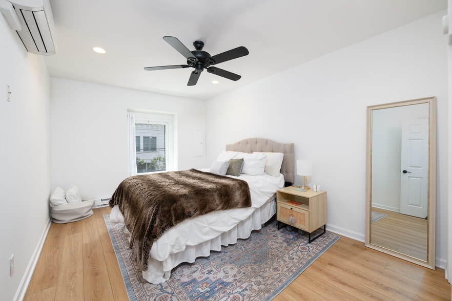 More Photos Of 96 1st Ave, Atlantic Highlands Storefront Retail Residential For Sale