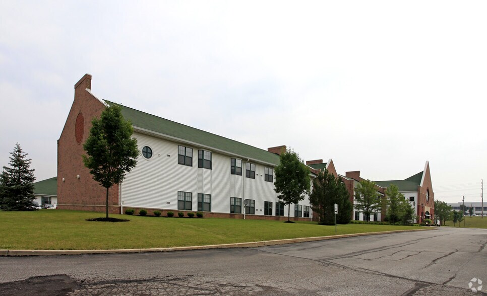 More Photos Of 7000 Cochran Rd, Solon Skilled Nursing Facility For Sale