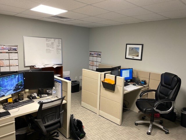 More Photos Of 7003 Highway 225, Deer Park Warehouse For Lease