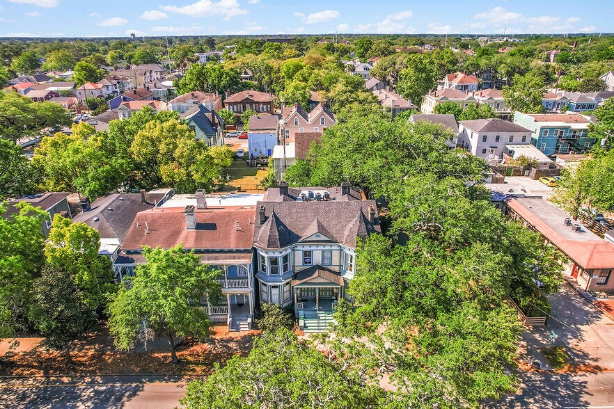 More Photos Of 301 E Henry St, Savannah Multifamily For Sale