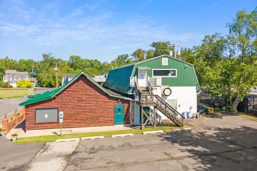 More Photos Of 1302 Monmouth Rd, Mount Holly Storefront Retail Office For Sale