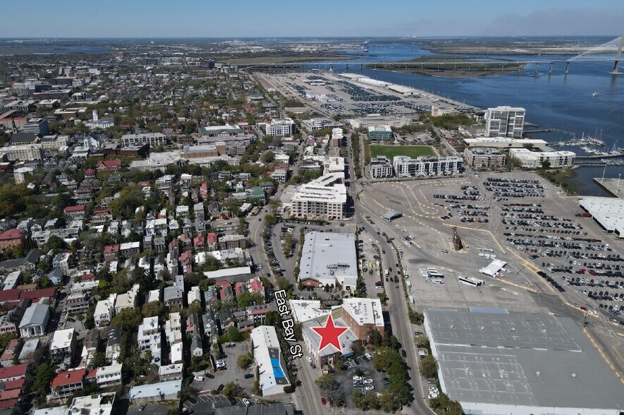 More Photos Of 276 East Bay St, Charleston Storefront Retail Office For Lease