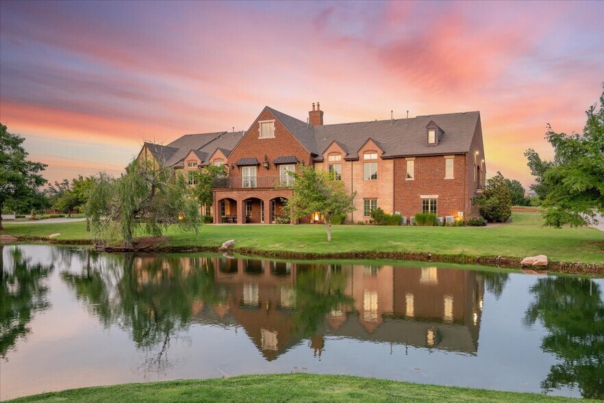 More Photos Of 16201 N May Ave, Edmond Office For Sale