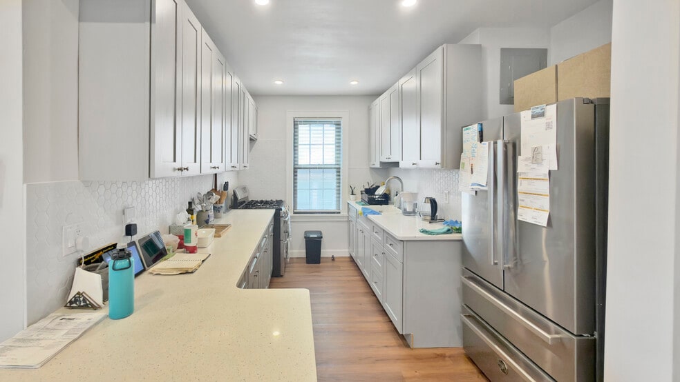 More Photos Of 4320 Hamilton Pl, Flushing Apartments For Sale